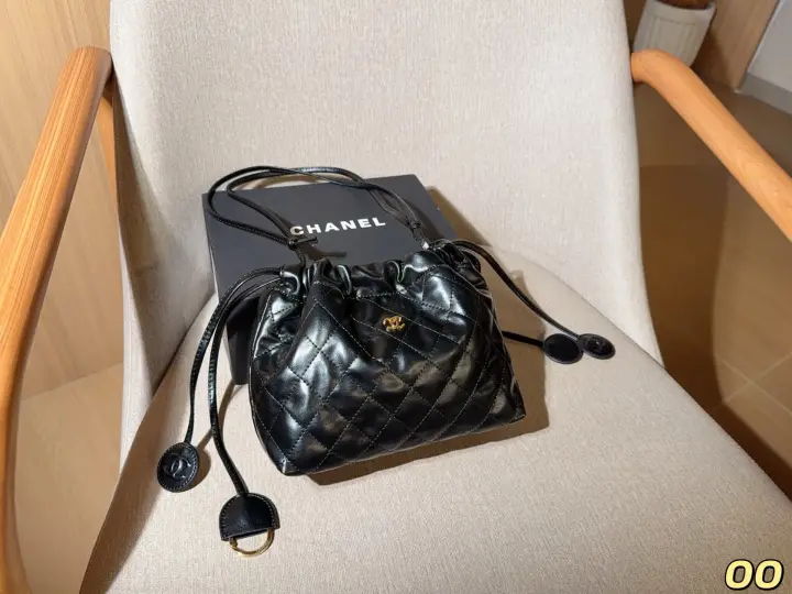 Chanel size：21×17×8CM--26