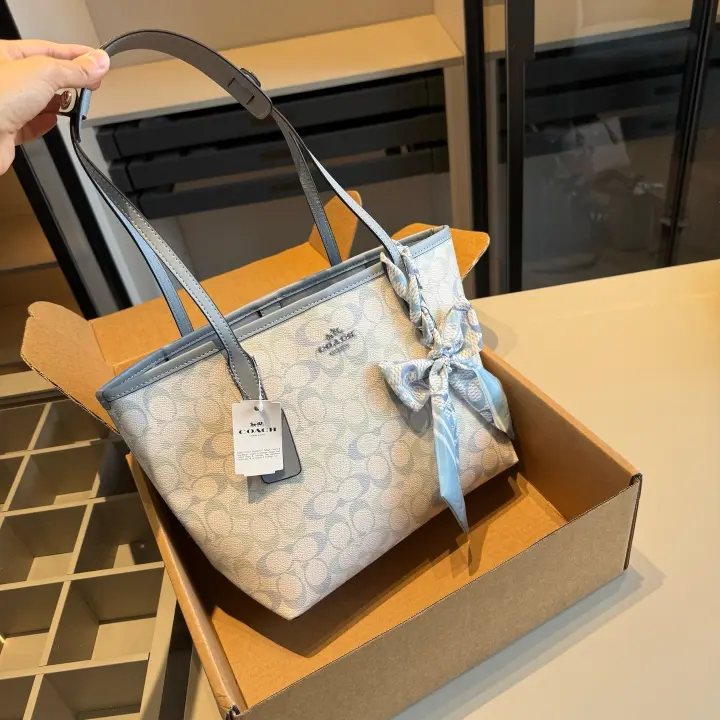 Coach Size:26×13 x12cm--19