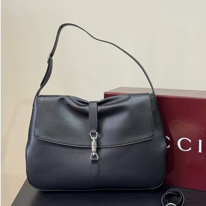 Gucci size：43 x 29 x 5cm--54