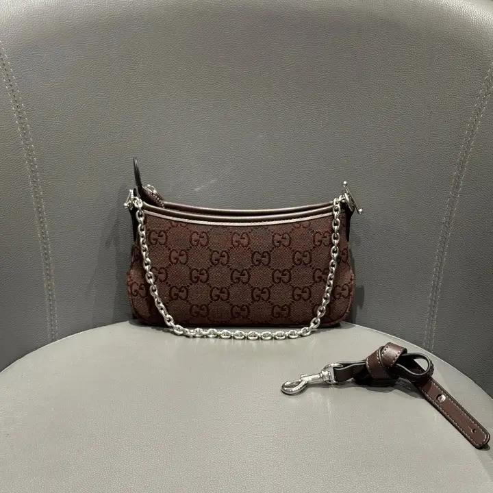 Gucci size：21 x 11.5 x 3cm--91