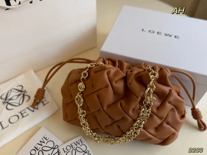 LOEWE size: 24×19cm--21