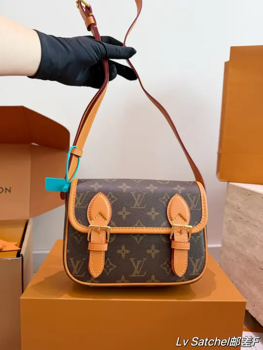 Louis Vuitton(LV) size：19.5x15x7cm--34