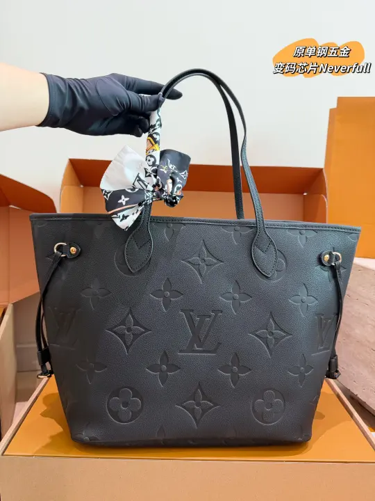 Louis Vuitton(LV) size：31x28x17cm--40