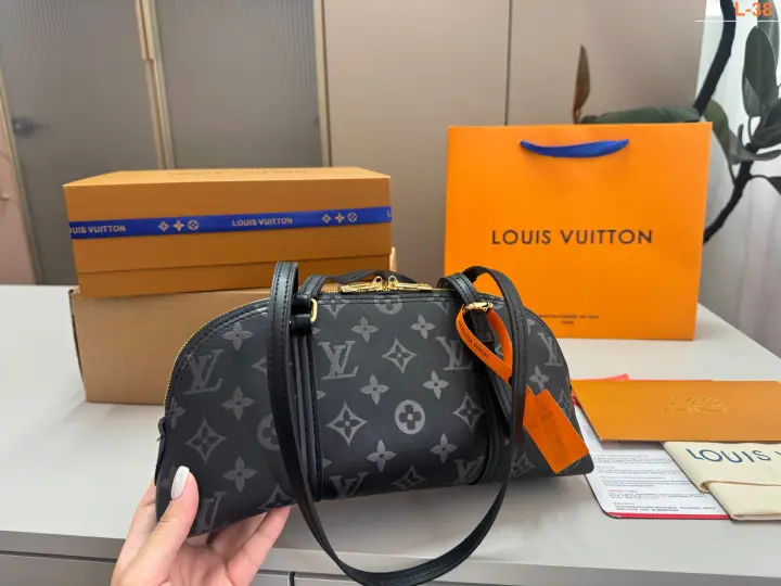 Louis Vuitton（LV）  Size：30×14cm--41