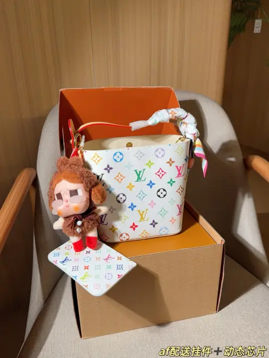 Louis Vuitton（LV） Size:16×18×12cm--42