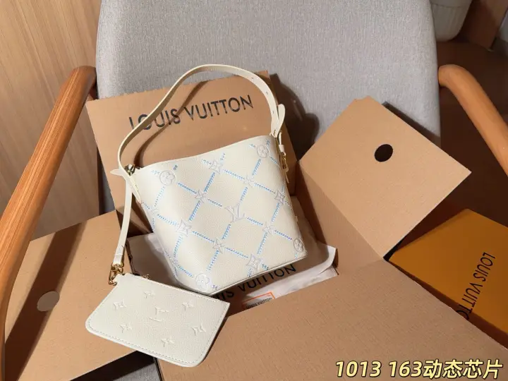 Louis Vuitton（LV） Size:16×18×12cm--74