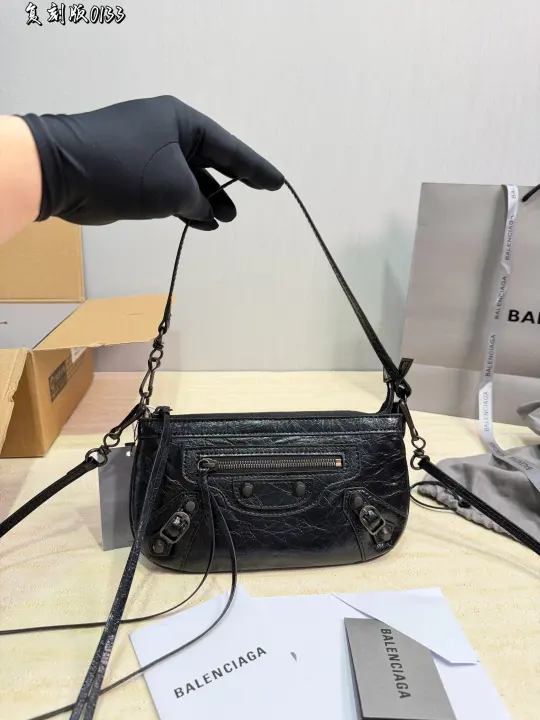 Balenciaga Size: 23*13cmcm--05
