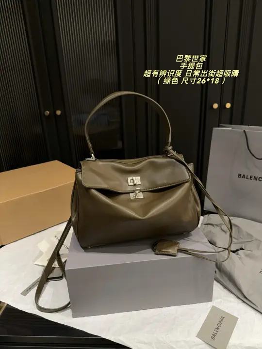 Balenciaga Size: 26*18cm--01
