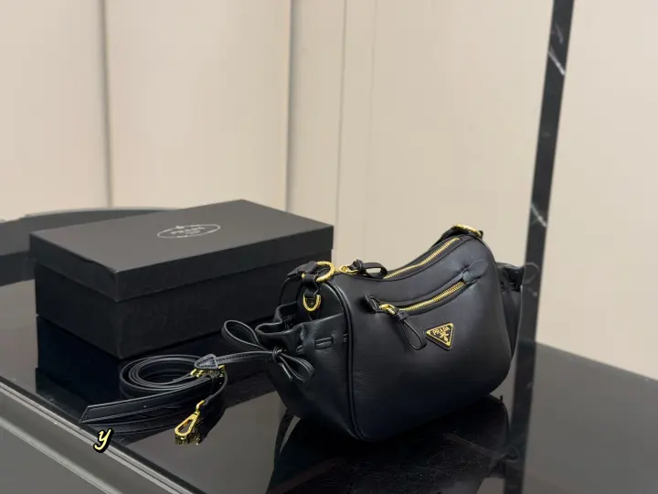 Prada Size: 26*14cm--32*15cm--38*24cm--03