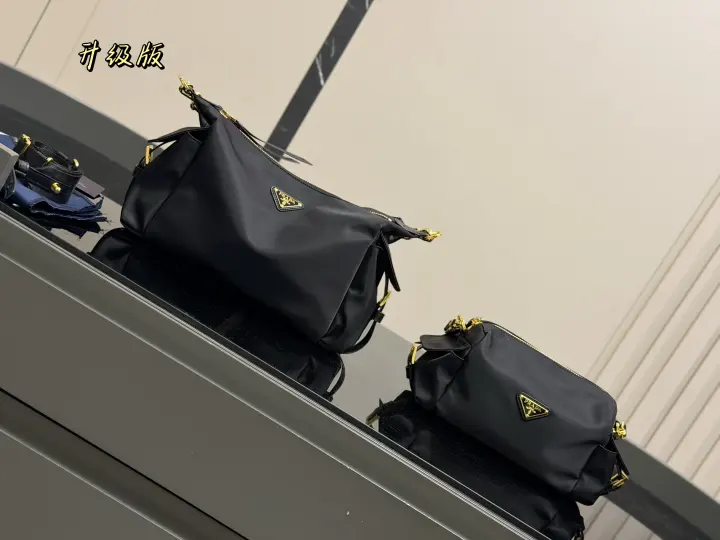 Prada Size: 32*16cm--25*12cm--02