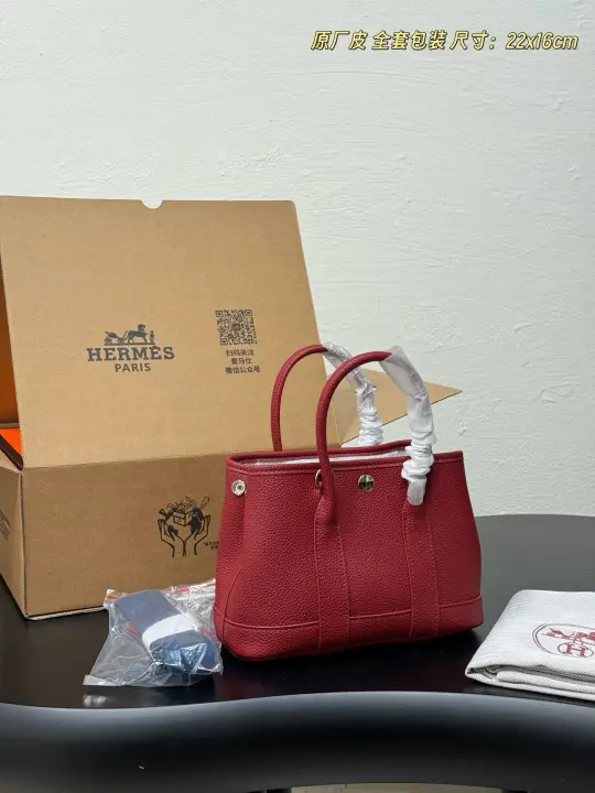 Hermès  Size：21x16cm--24