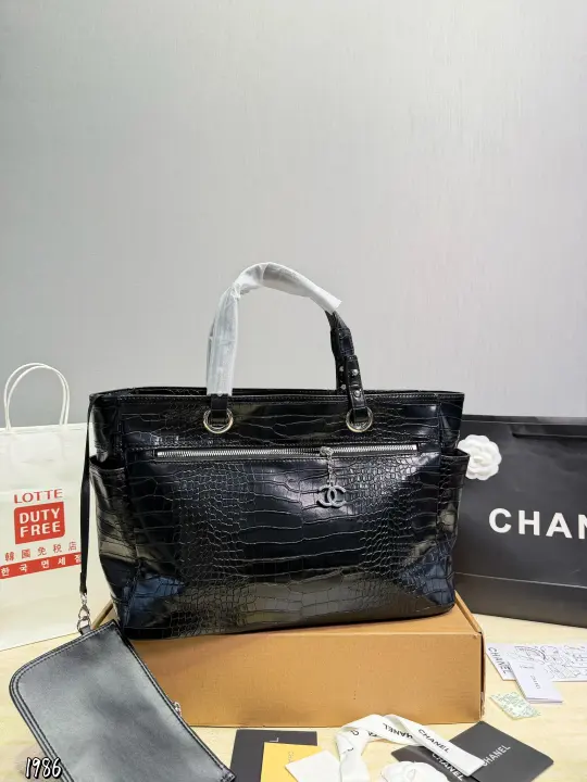 Chanel size：42*30cm--45