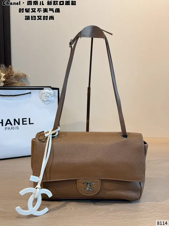 Chanel size：32*10*21cm--104