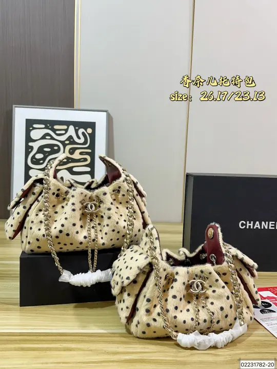 Chanel size：26*17cm--23*13cm--98