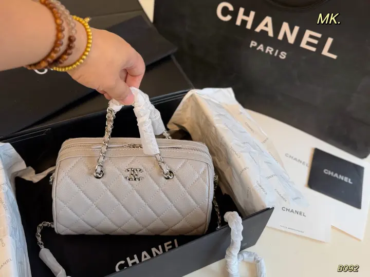 Chanel size：19 *11cm--121
